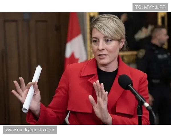 加拿大主帅：输给伊朗毫不冤枉，他们适应雪比我们好，加拿大足球主教练